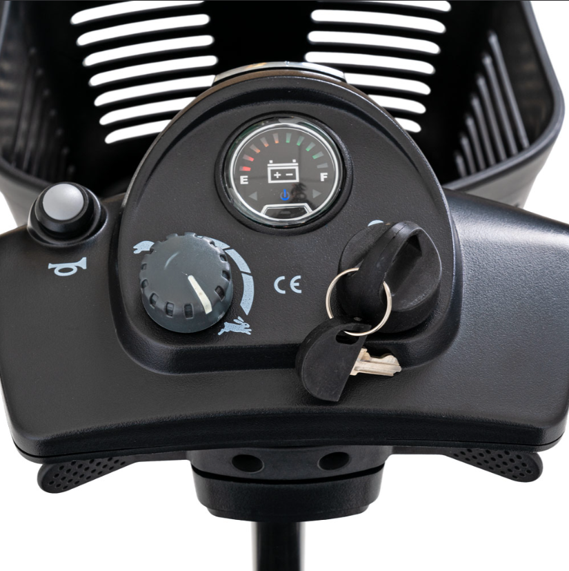 Go Go® Ultra X 3-Wheel (S39)